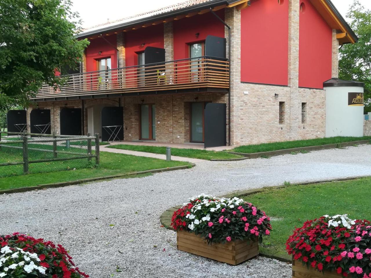 Ai Due Leoni Agroturismo *